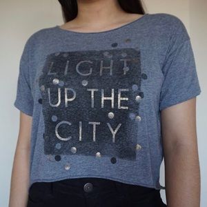 Hollister Gray Cropped Tee